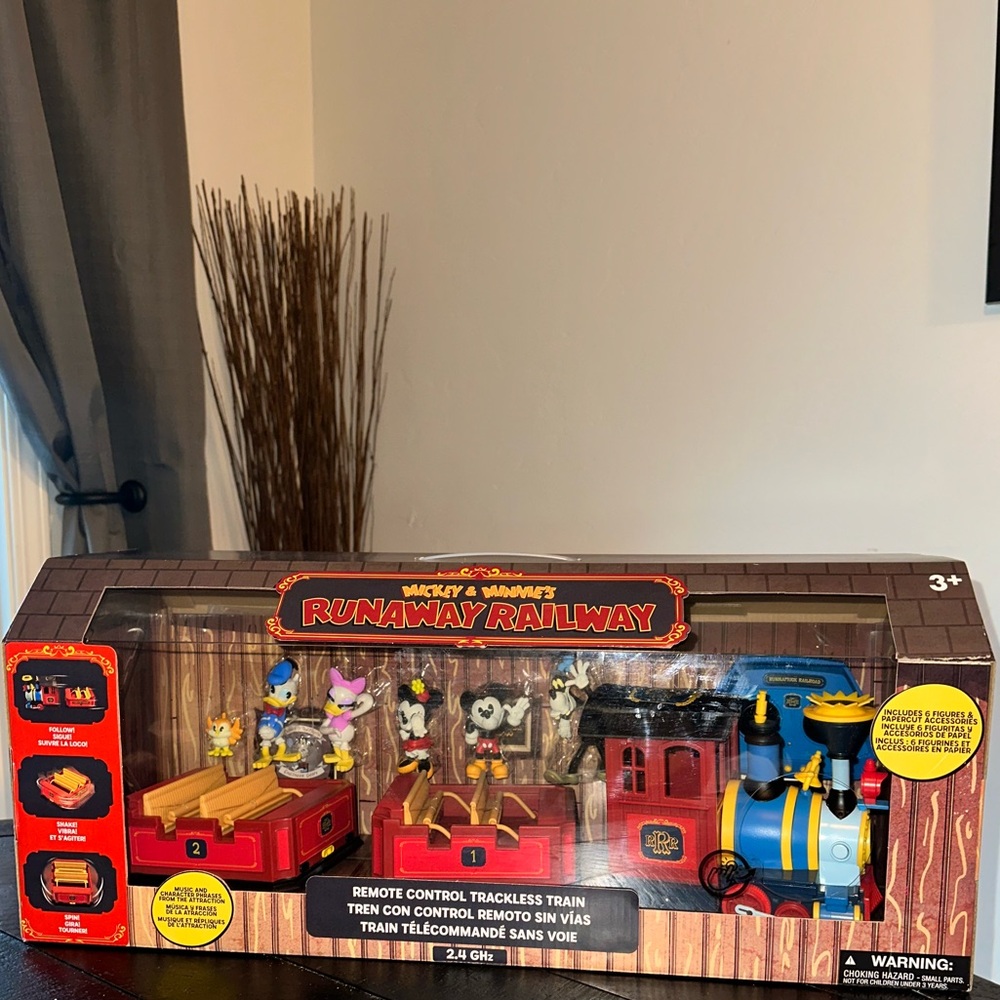 Disney Mickey Minnie's Runaway Railway Remote Control Trackless Train BRAND NEW